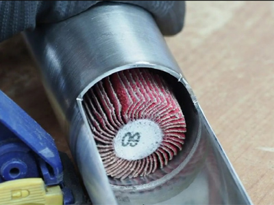 Program for grinding and polishing the inside of steel tubes